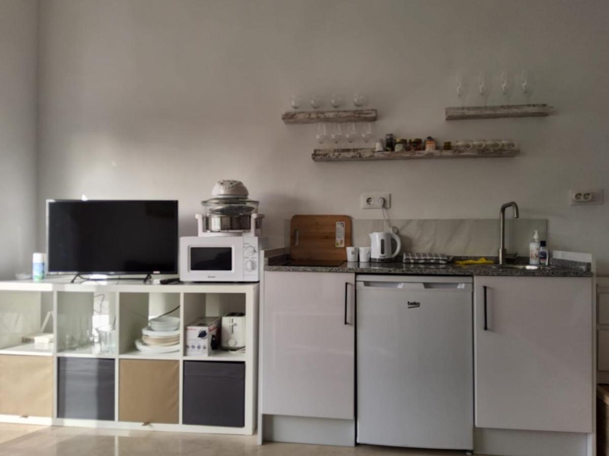 Tranquility Studio Apartment Малага Экстерьер фото