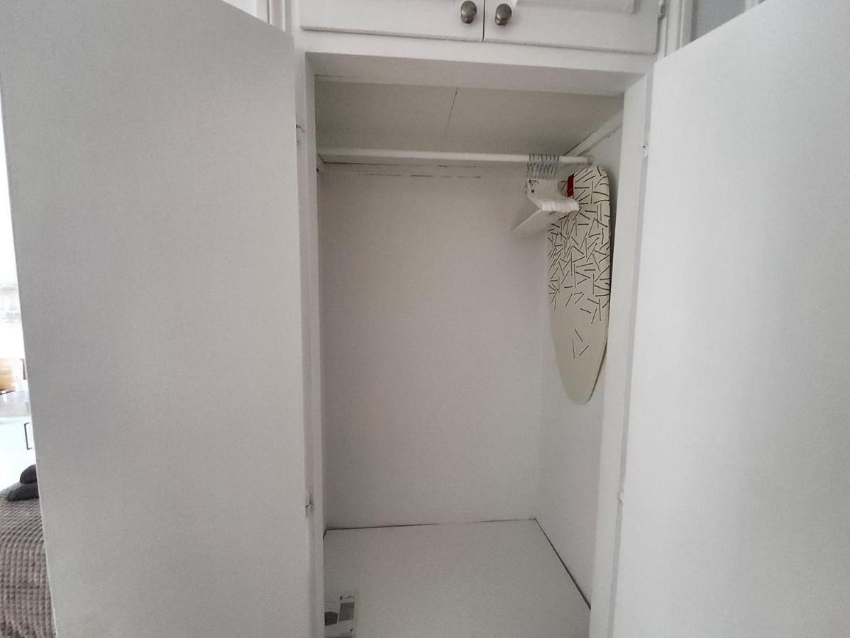 Tranquility Studio Apartment Малага Экстерьер фото