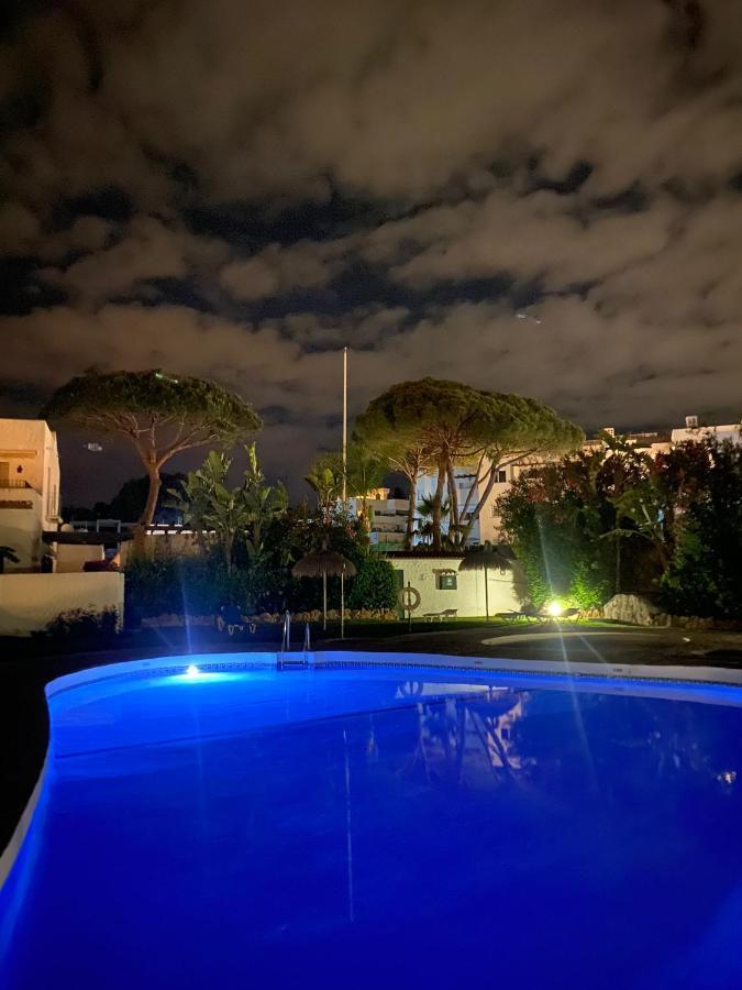 Tranquility Studio Apartment Малага Экстерьер фото